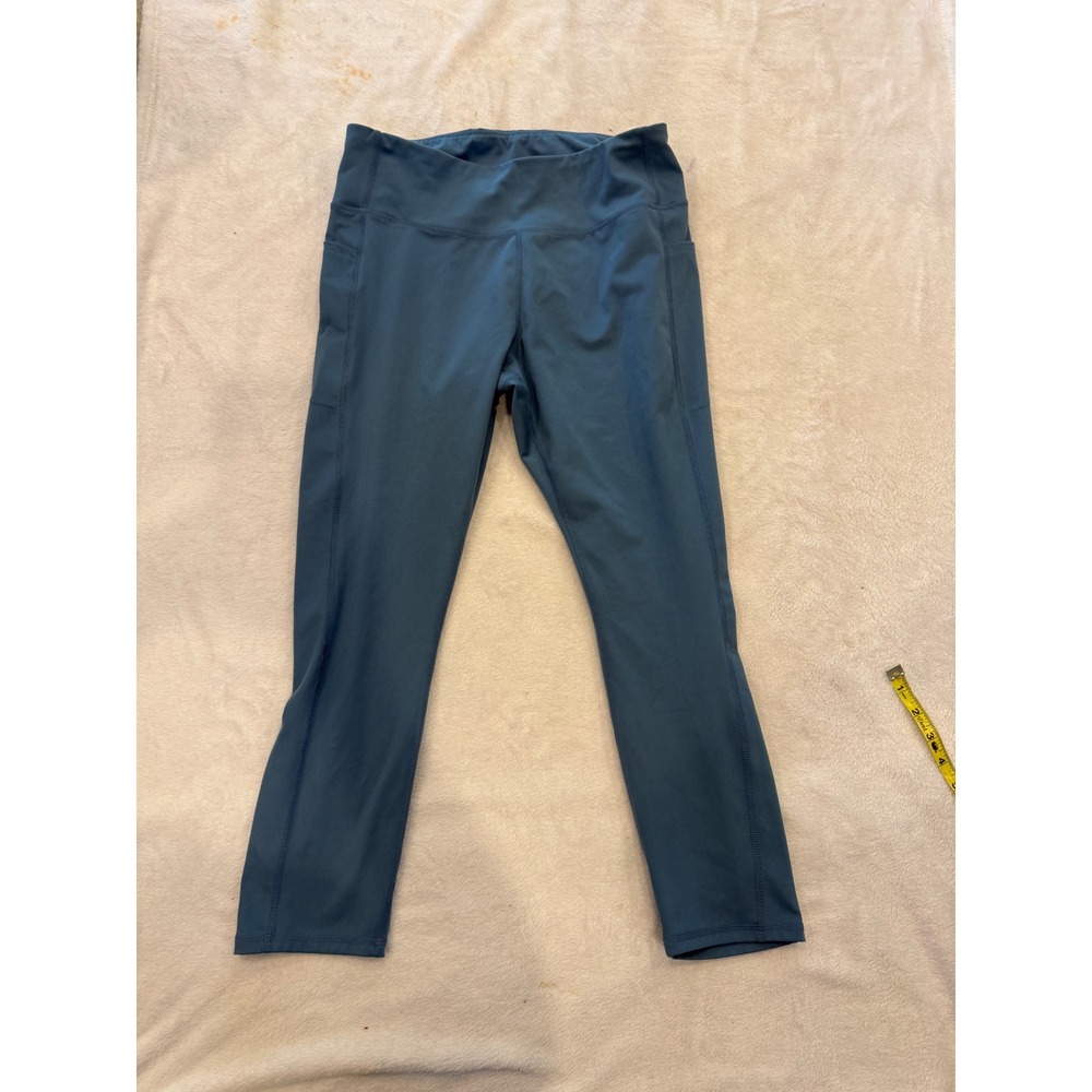 Dip Blue‎ Cropped Leggings with Pockets Size Medium Teal Yoga